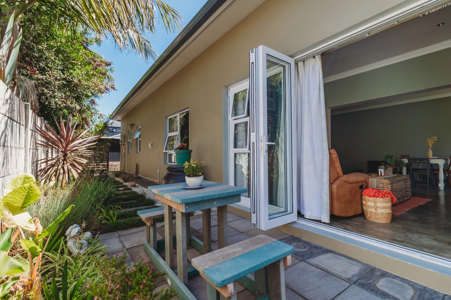 5 Bedroom Property for Sale in Heather Park Western Cape